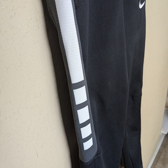 Nike Elite Kids L Joggers –‎ Black & White Streetwear Athleisure Pants - Picture 4 of 8